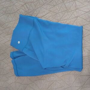 Women's size medium Lululemon full length yoga pants